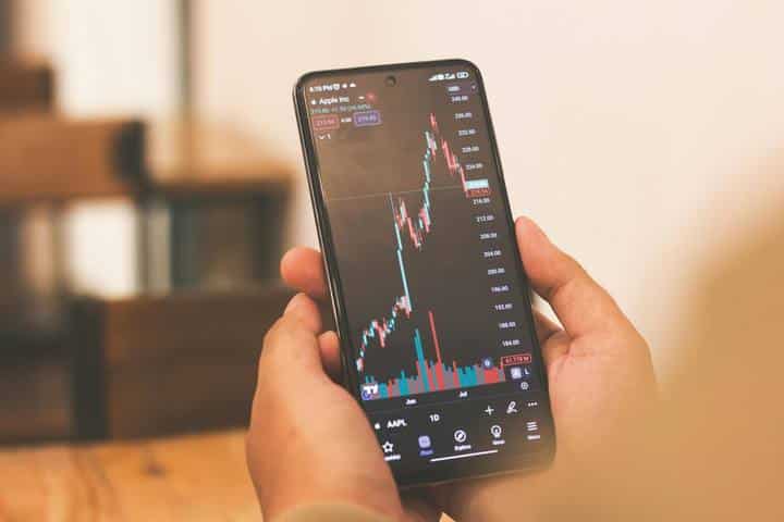 Épargne et placements en bourse, PEA